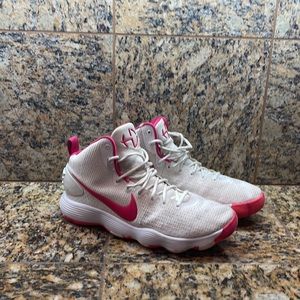 Nike Hyperdunk 2017 ‘Kay Yow Breast Cancer Fund Pink Sneakers 11.5